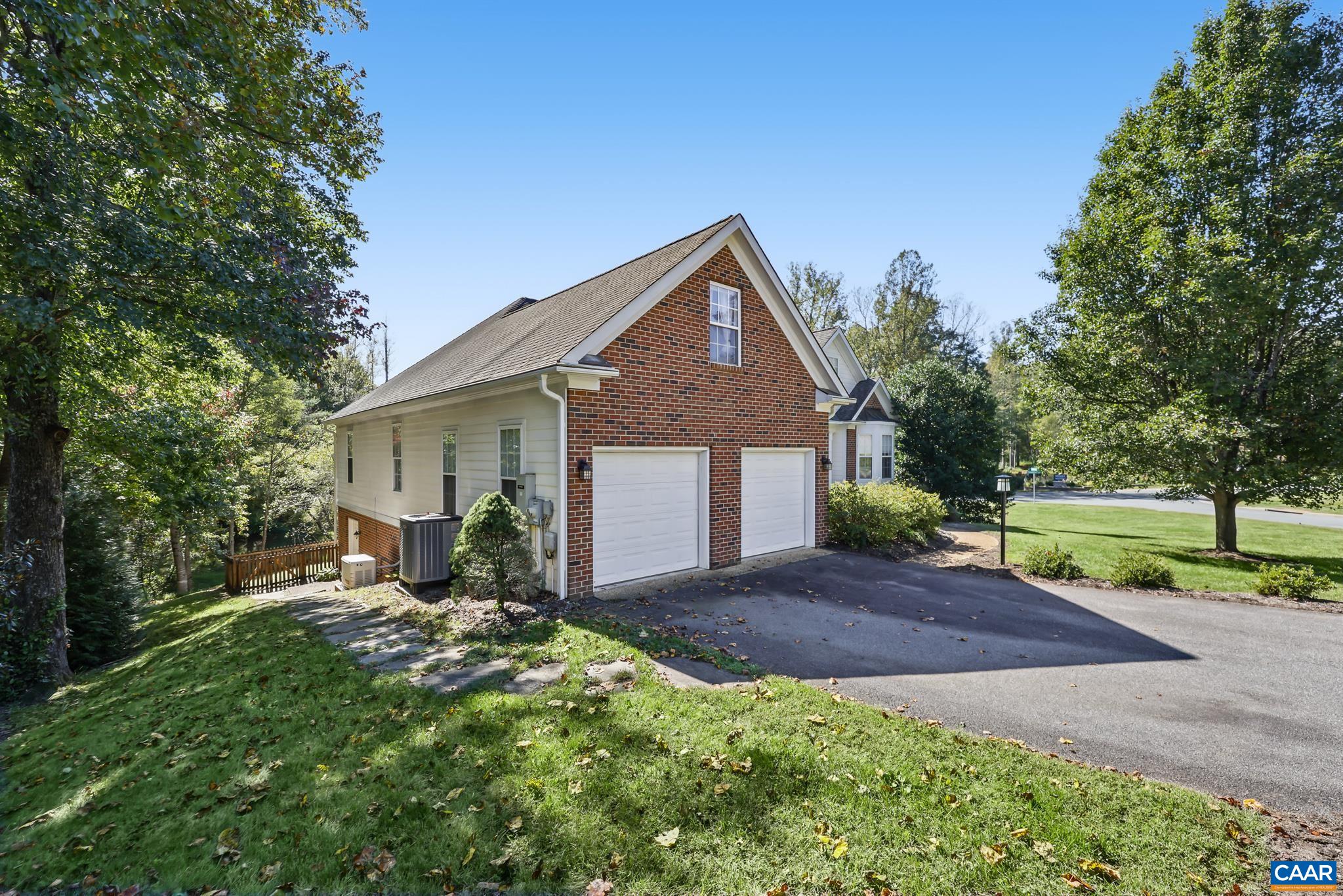 1706 MATTOX CT