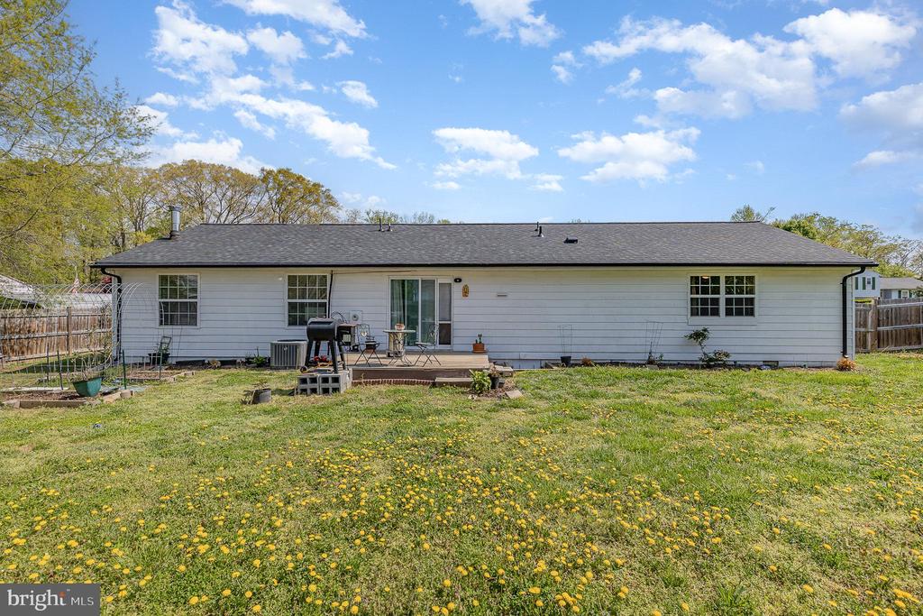 Fredericksburg, Virginia 22407, United States, 3 Bedrooms Bedrooms, ,2 BathroomsBathrooms,Residential,Pending,111739