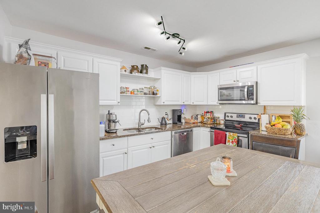 Fredericksburg, Virginia 22407, United States, 3 Bedrooms Bedrooms, ,2 BathroomsBathrooms,Residential,Pending,111739