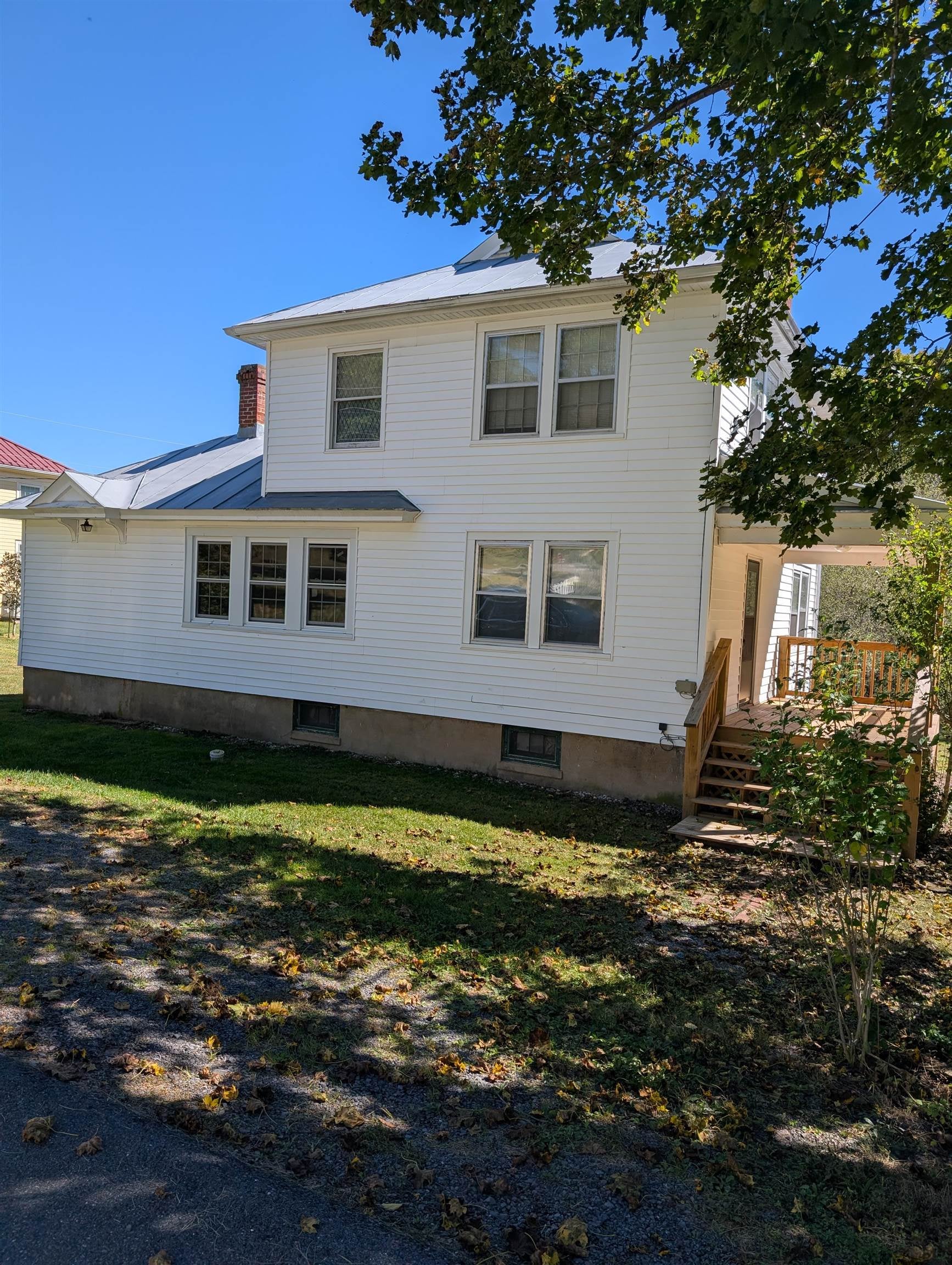 41 LAKE VIEW DR