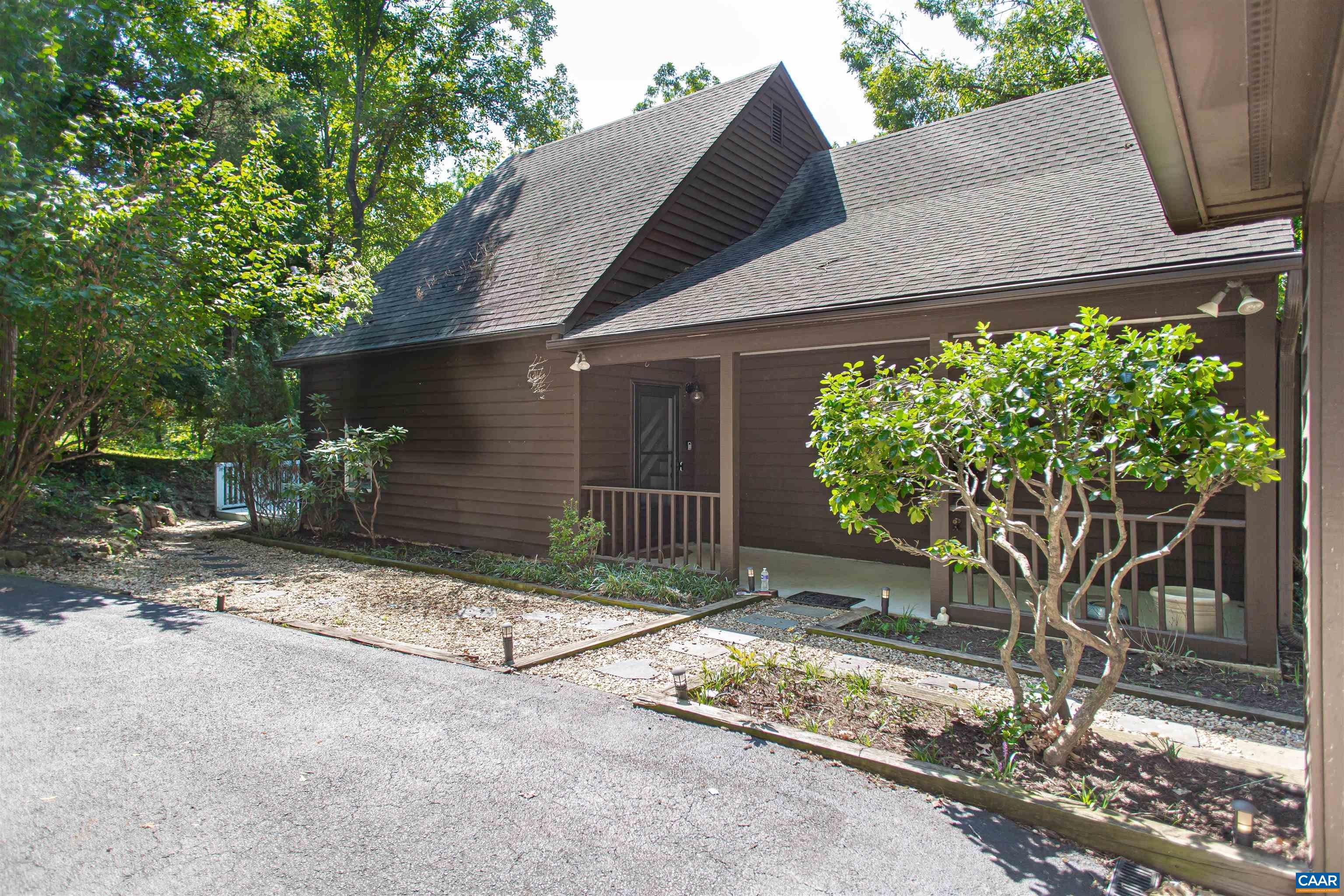 1479 GRAY STONE CT