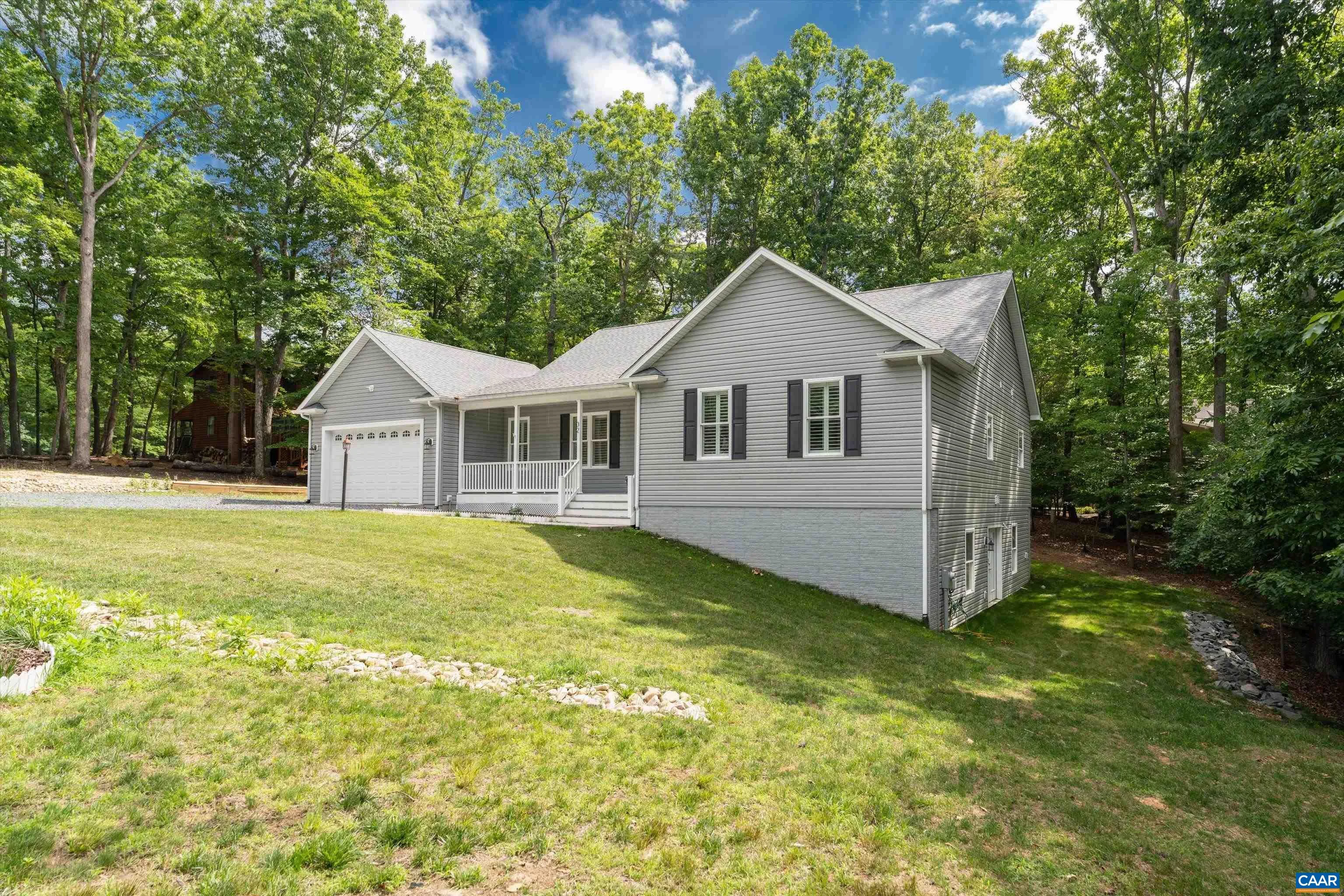32 Mulligan Dr