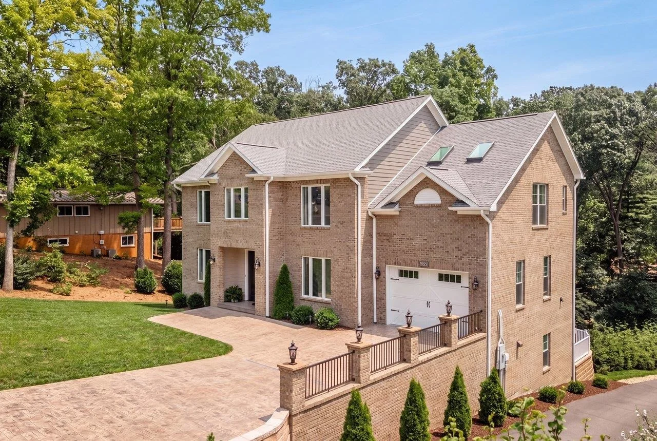 1176 Nelson Dr