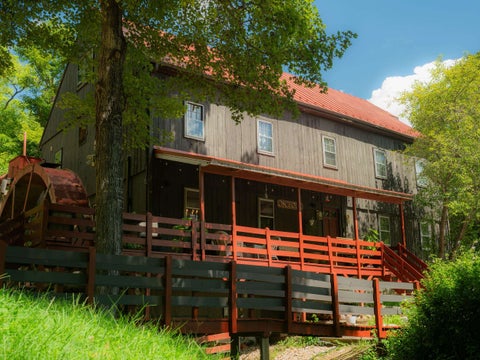 Photo for 352 TYE RIVER TPKE
