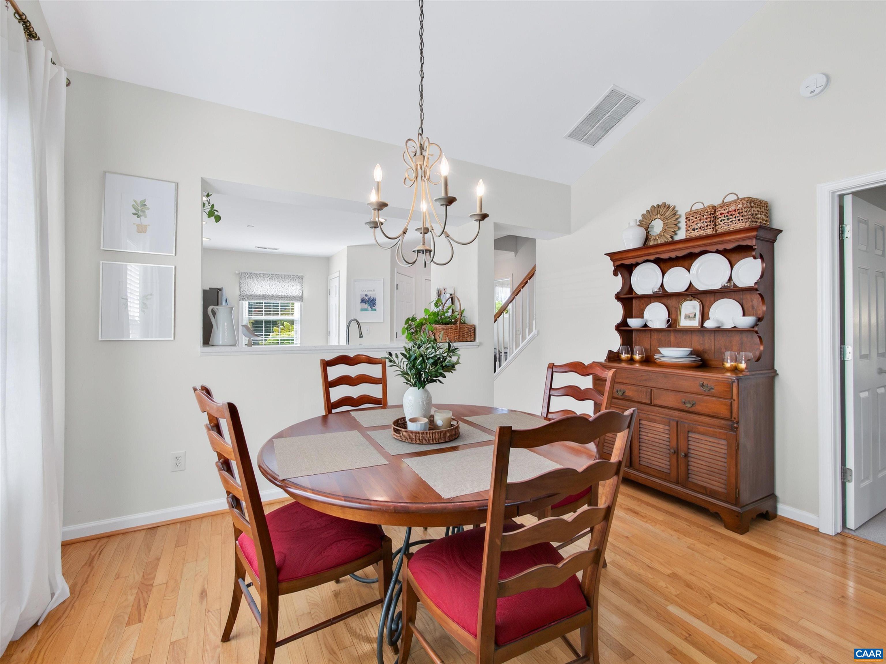 1032 SOMER CHASE CT