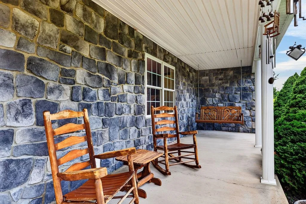 40 Bradford St, Swoope, VA, 24479
