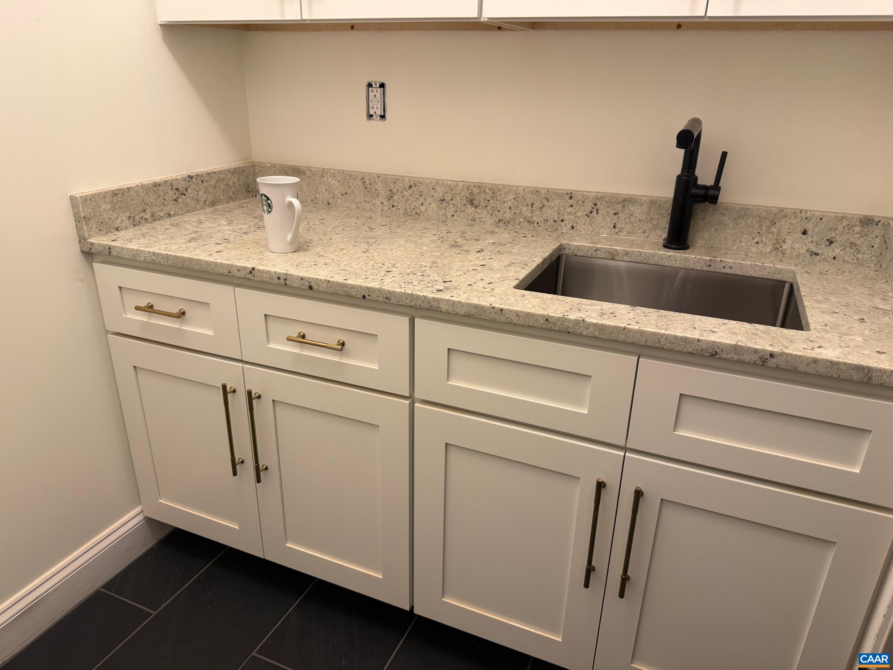 Charlottesville, Virginia, 22901, United States, 4 Bedrooms Bedrooms, ,4 BathroomsBathrooms,Residential,Active,2037538