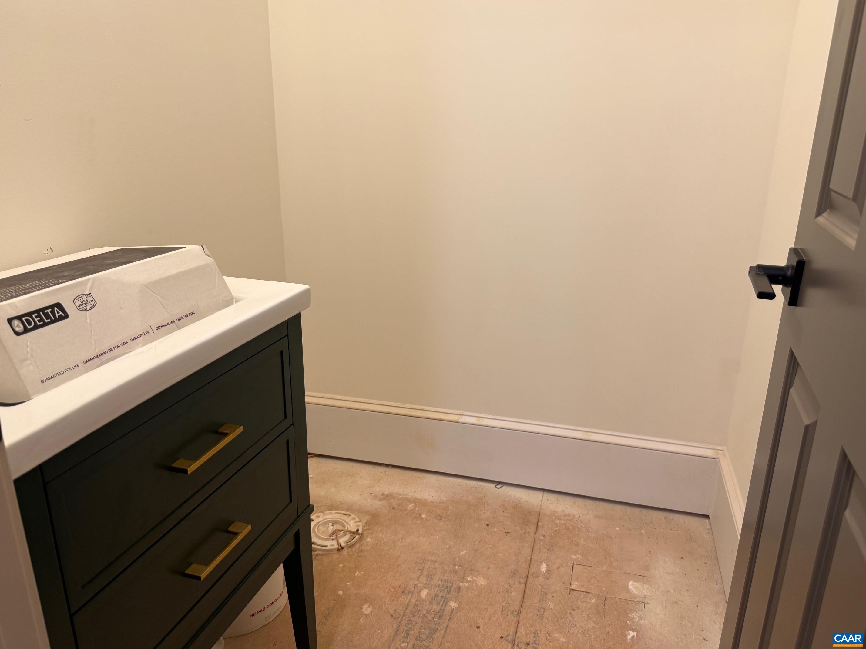 Charlottesville, Virginia, 22901, United States, 4 Bedrooms Bedrooms, ,4 BathroomsBathrooms,Residential,Active,2037538