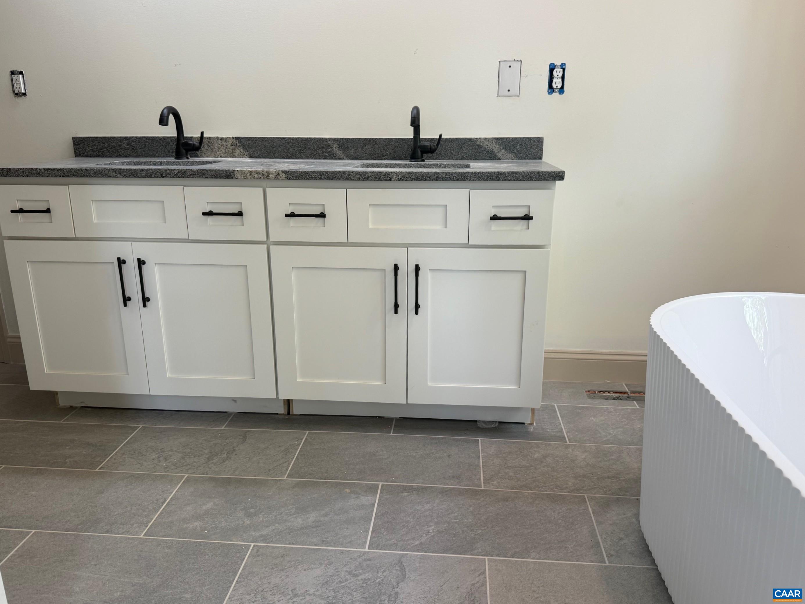 Charlottesville, Virginia, 22901, United States, 4 Bedrooms Bedrooms, ,4 BathroomsBathrooms,Residential,Active,2037538