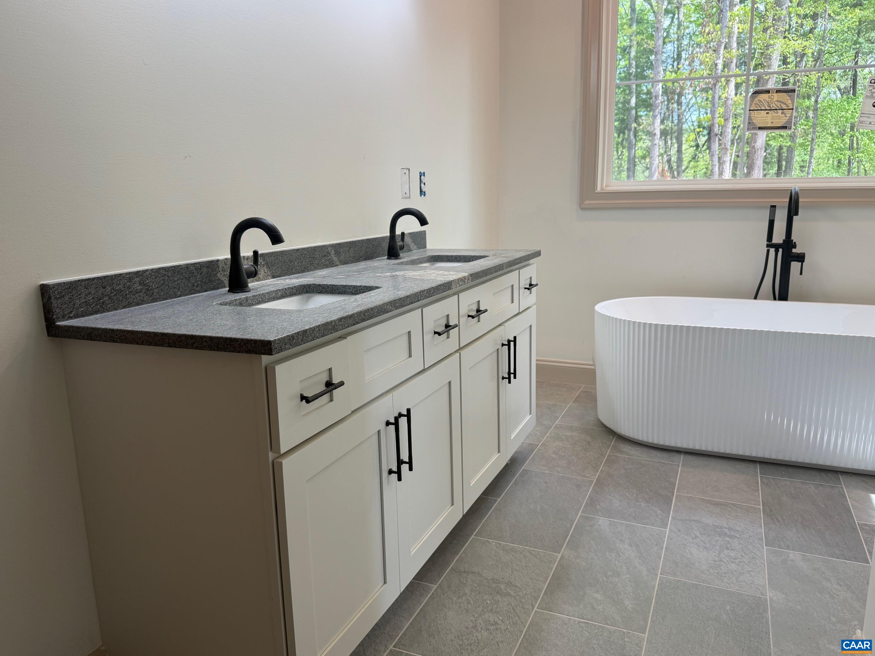 Charlottesville, Virginia, 22901, United States, 4 Bedrooms Bedrooms, ,4 BathroomsBathrooms,Residential,Active,2037538