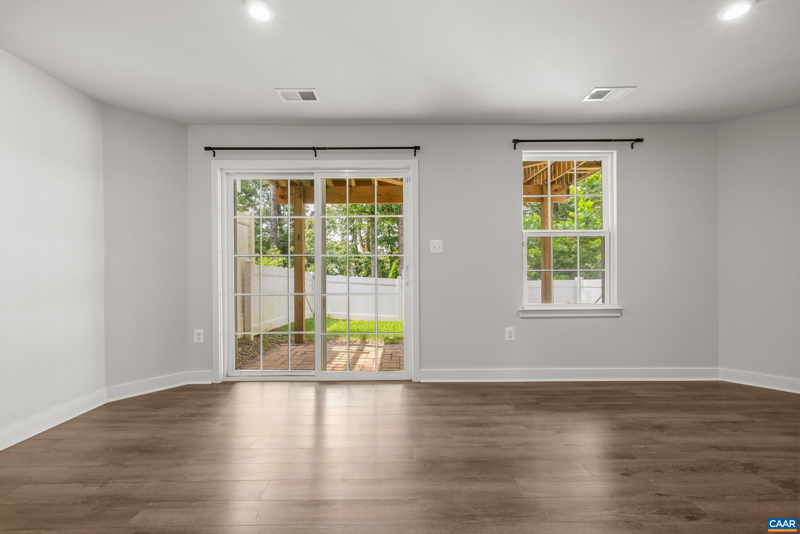 3233 ACADIA DR
