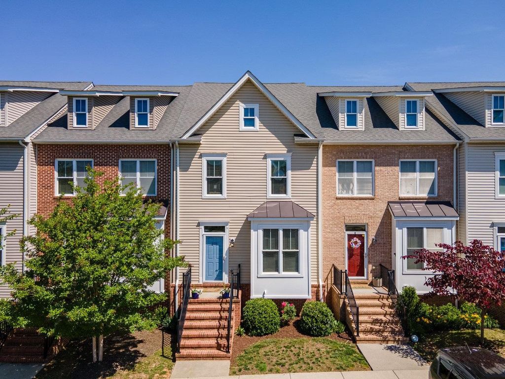 375 BLUE STONE HILLS DR, Harrisonburg, VA 22801, MLS