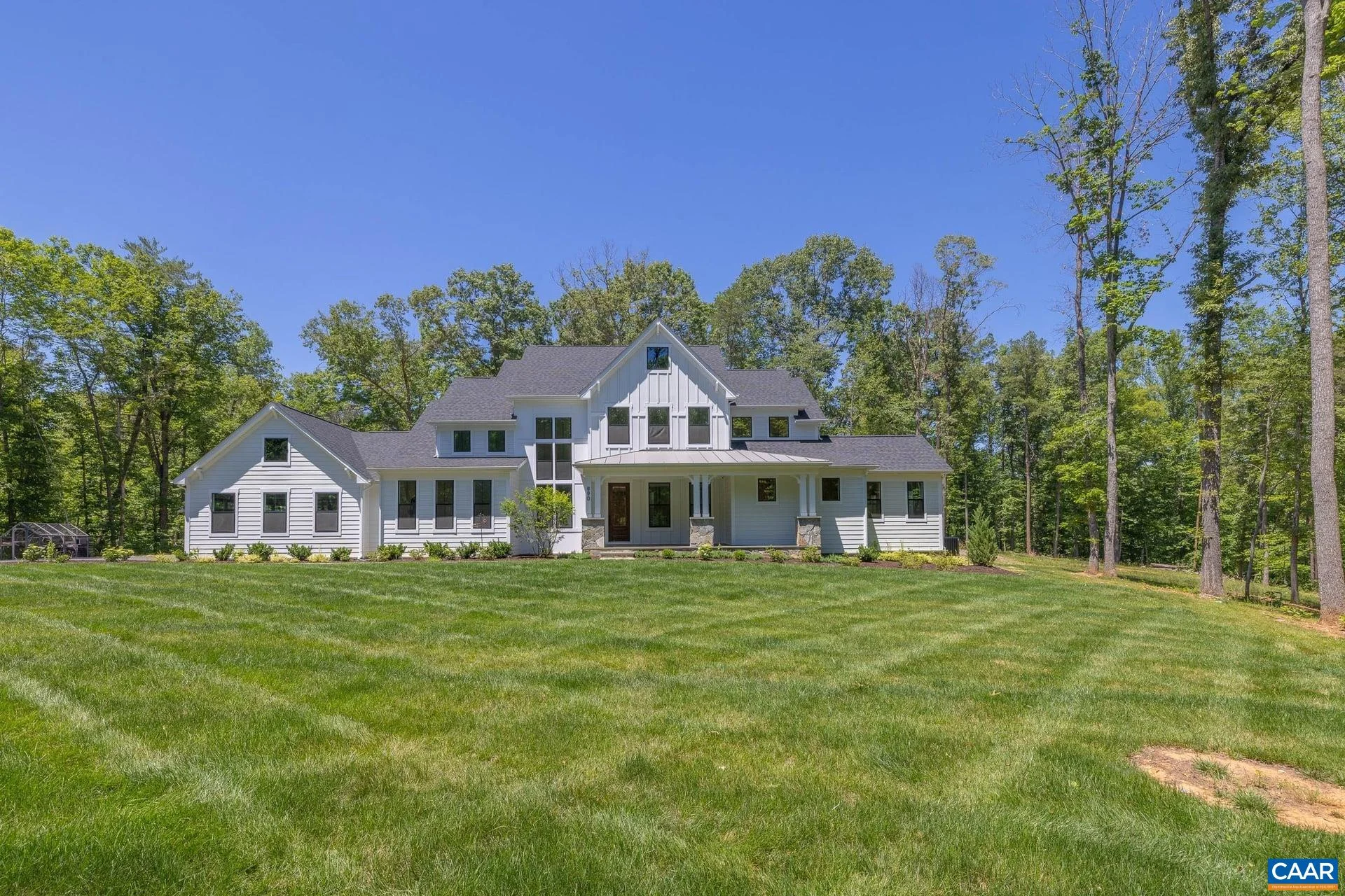990 Broad Axe Rd