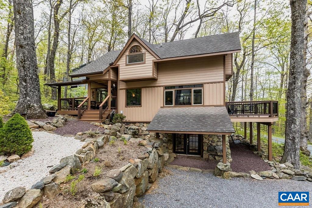 160 FIRTREE DR