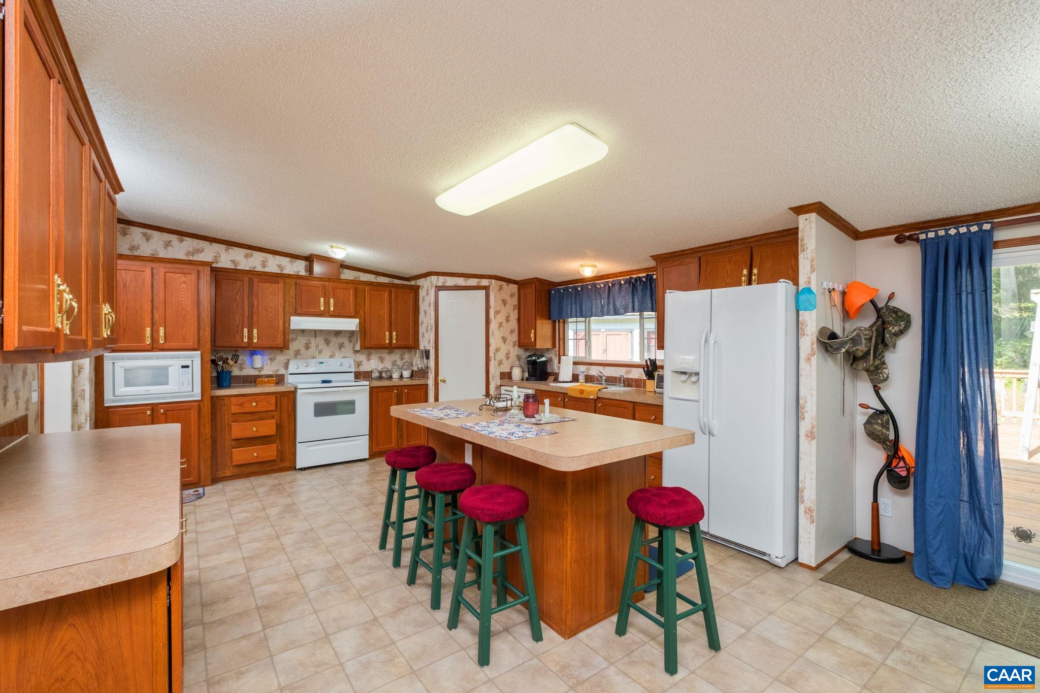 94 DIRE WOLF LN