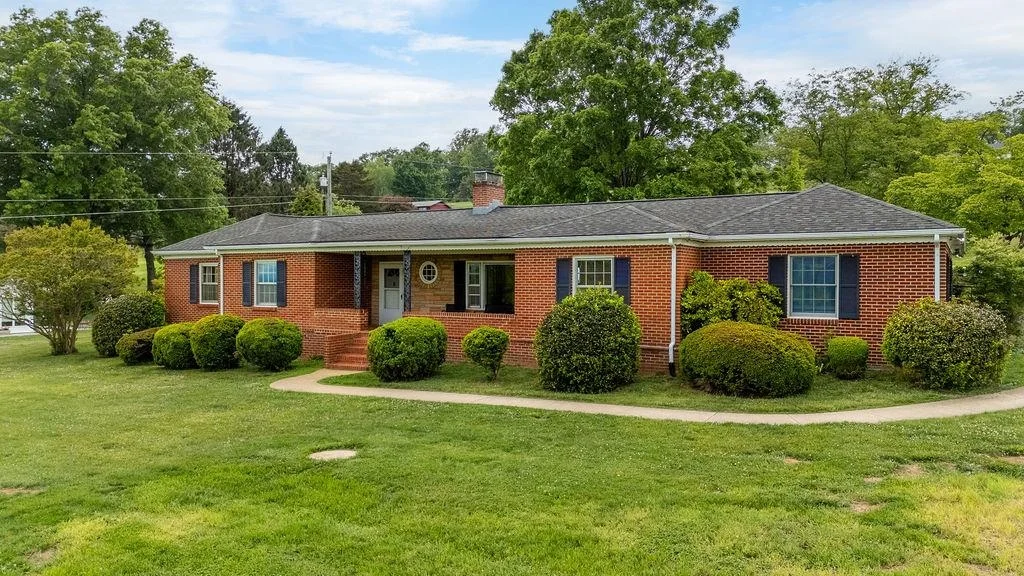 11 Avalon Ln, Lexington, VA, 24450