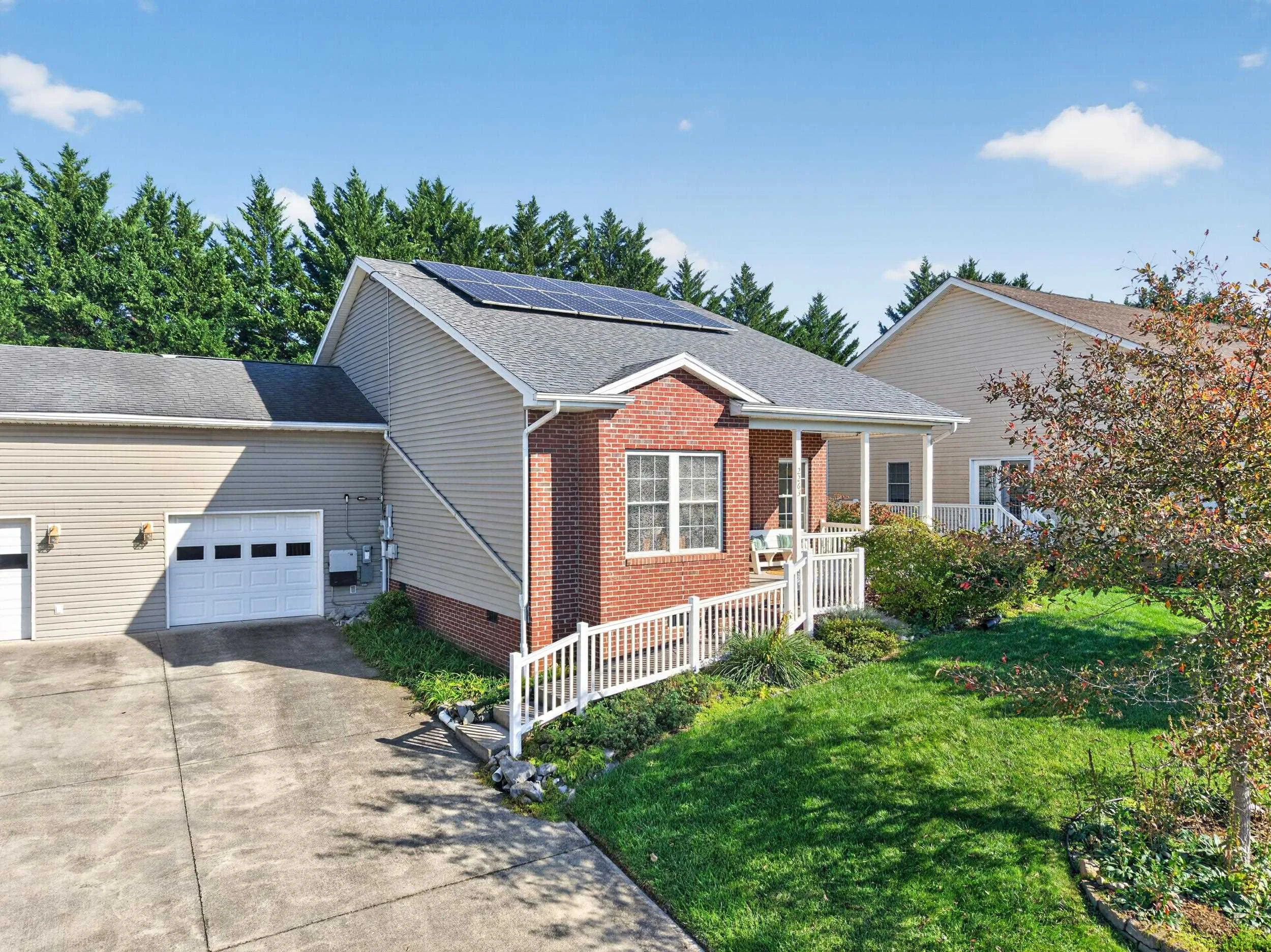 2263 Lake Terrace Dr