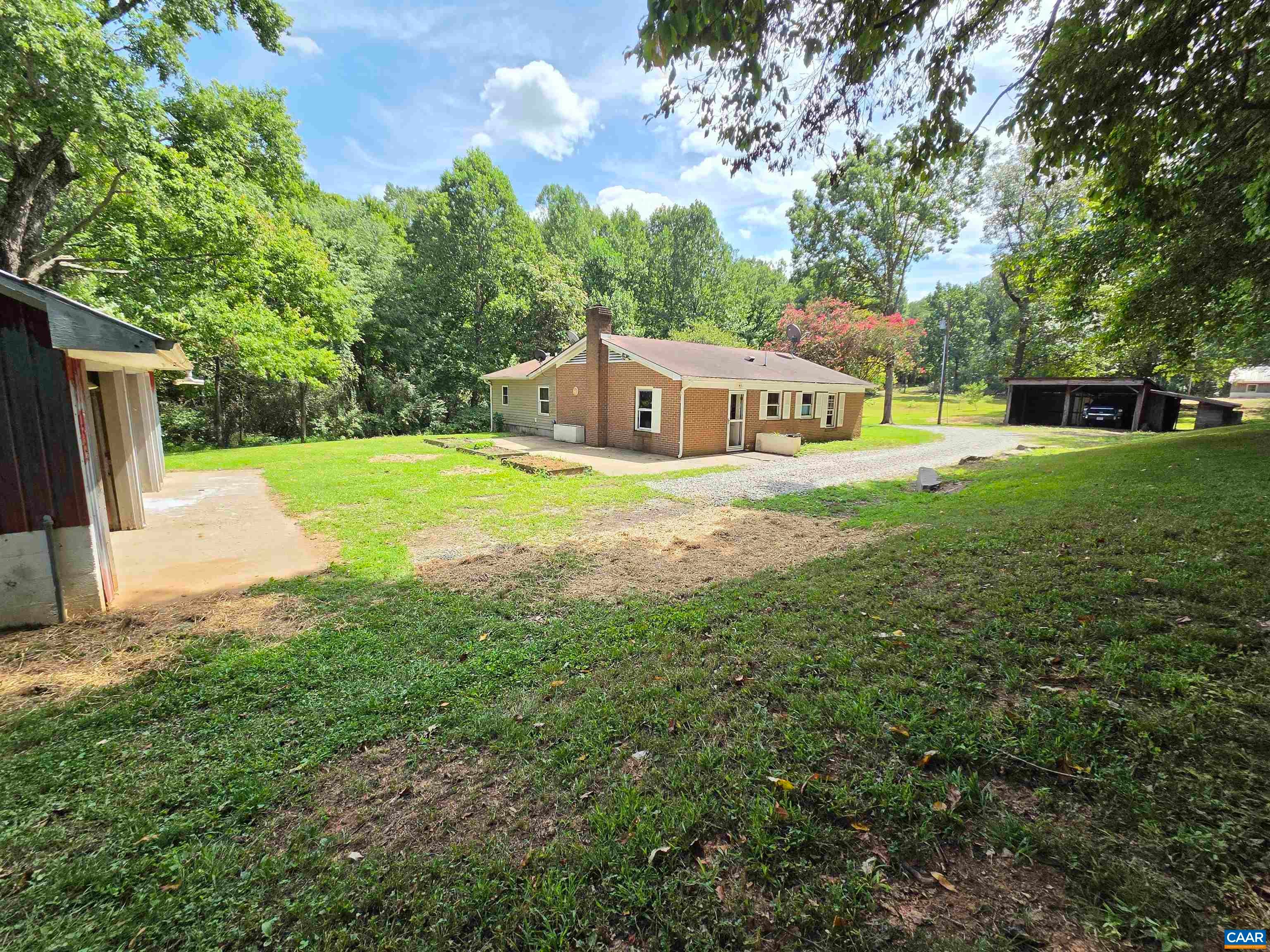 2159 GLENMORE RD