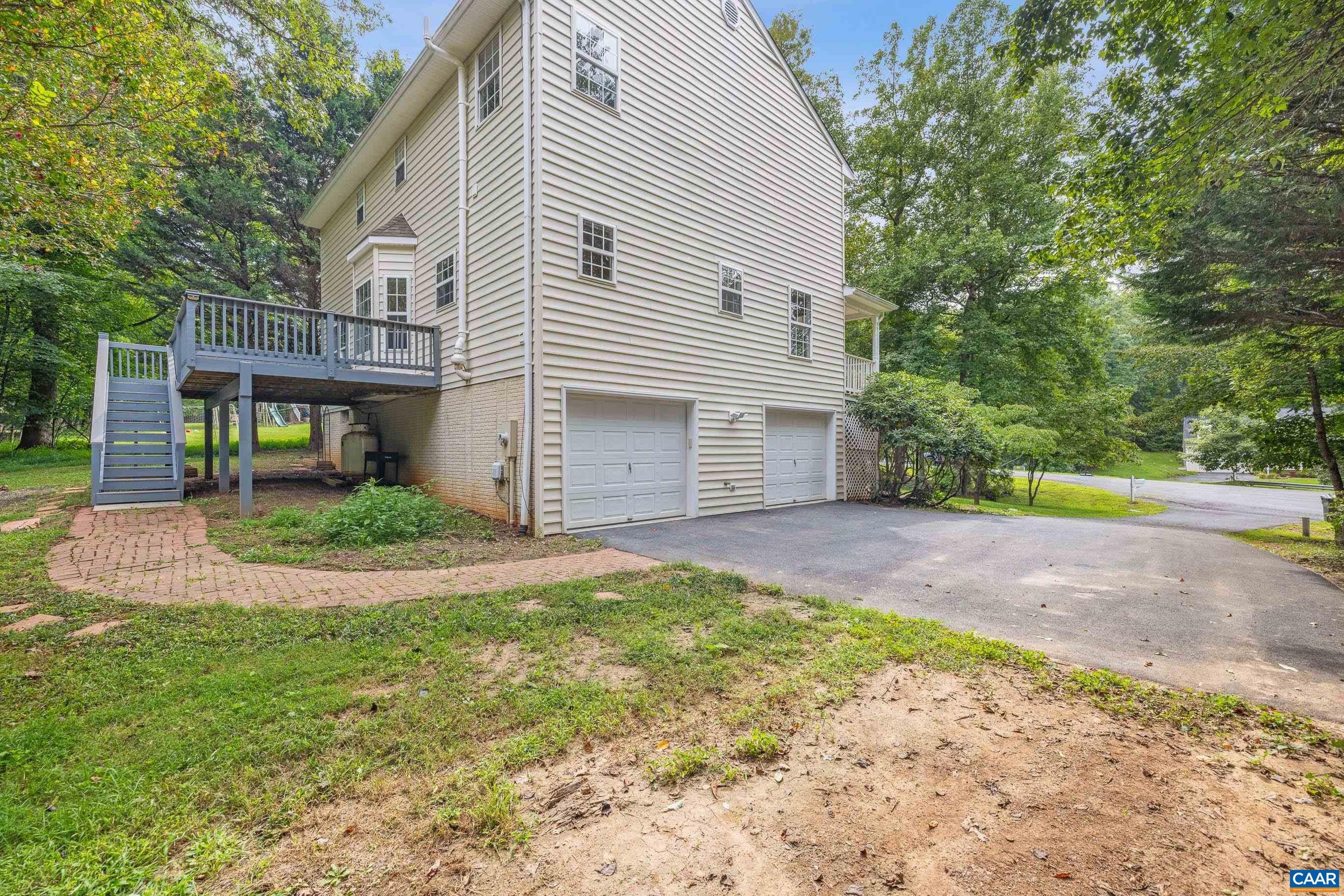 182 WILLOW WAY RD