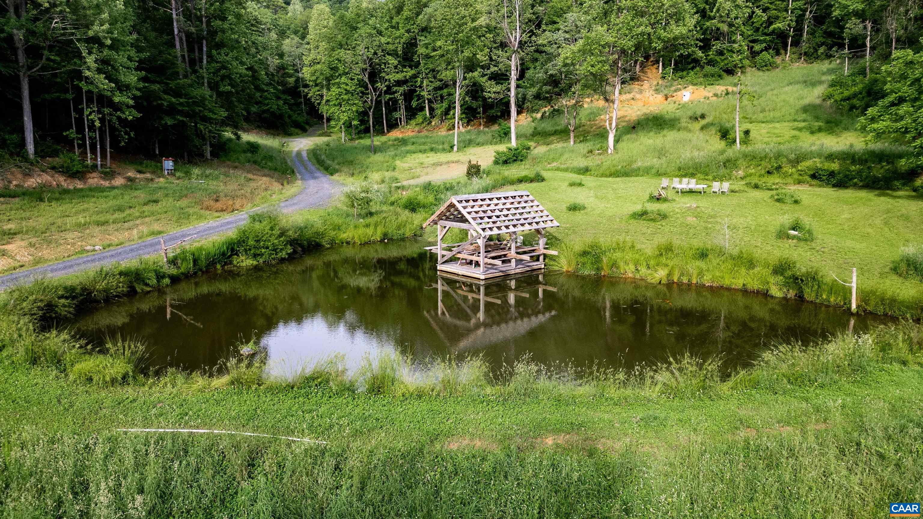 1390 PERKINS HOLLOW LN
