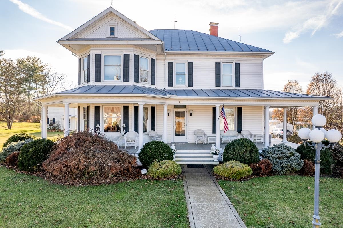 187 Houff Rd, Weyers Cave, VA, 24486