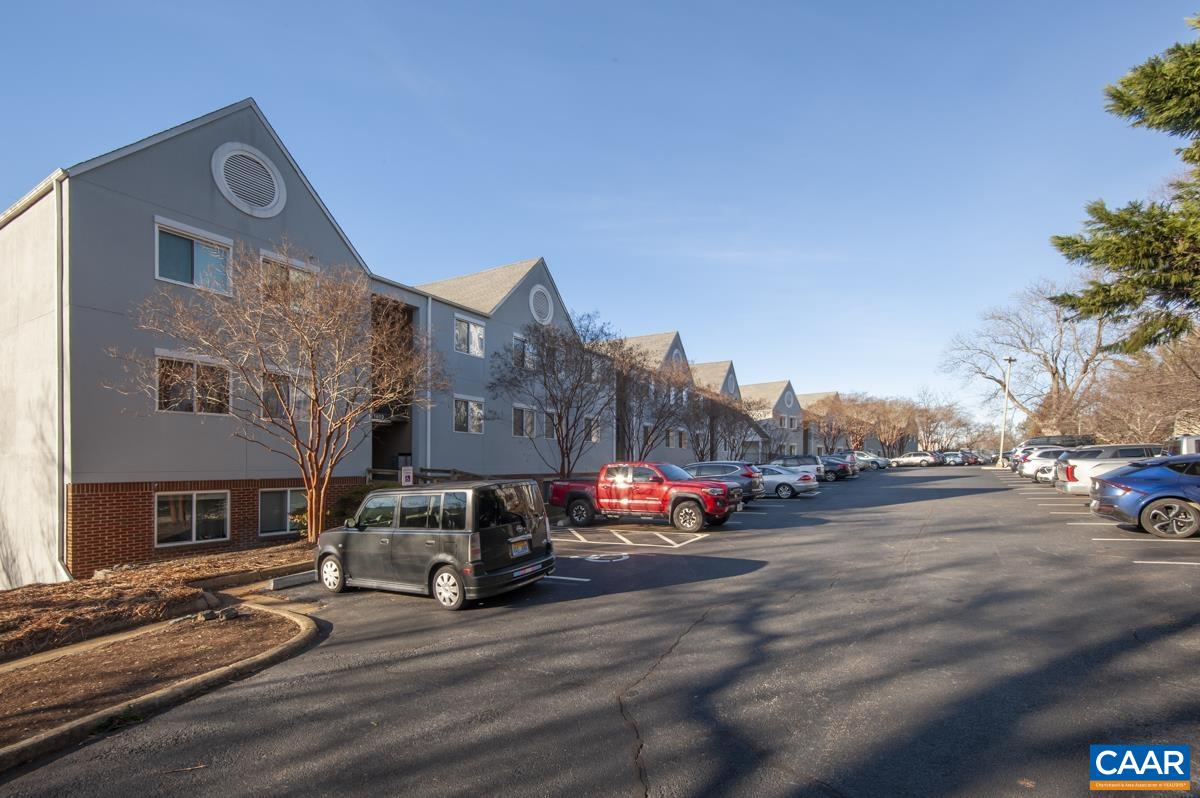 1612 MONTICELLO AVE A
