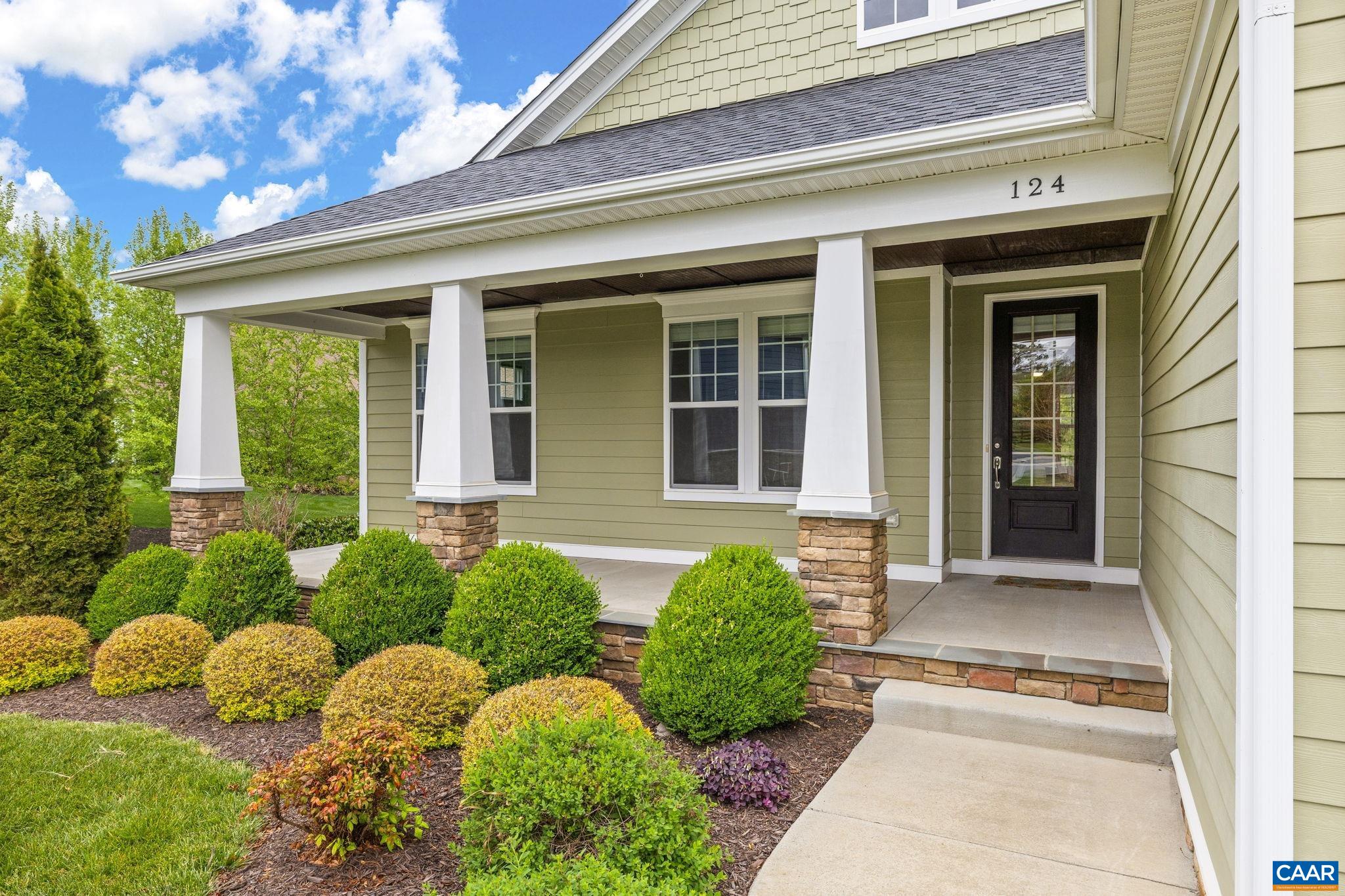 124 CHERRYWOOD CT