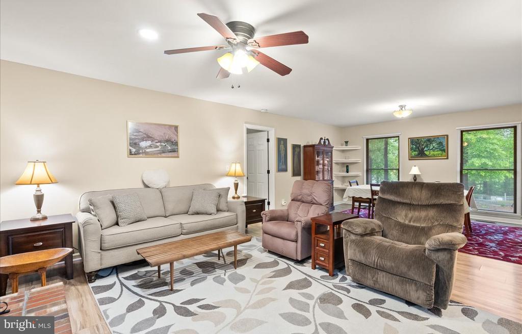 Locust Grove, Virginia 22508, United States, 3 Bedrooms Bedrooms, ,2 BathroomsBathrooms,Residential,Pending,129449