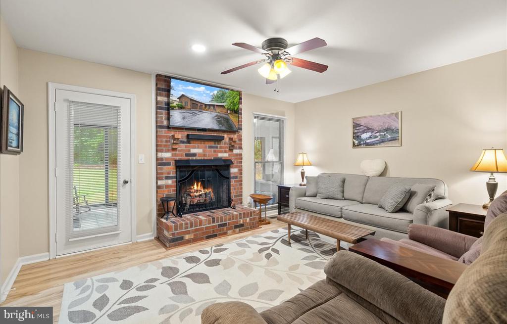 Locust Grove, Virginia 22508, United States, 3 Bedrooms Bedrooms, ,2 BathroomsBathrooms,Residential,Pending,129449