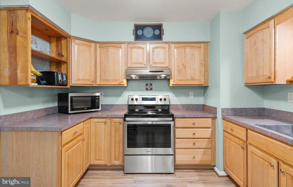 Locust Grove, Virginia 22508, United States, 3 Bedrooms Bedrooms, ,2 BathroomsBathrooms,Residential,Pending,129449