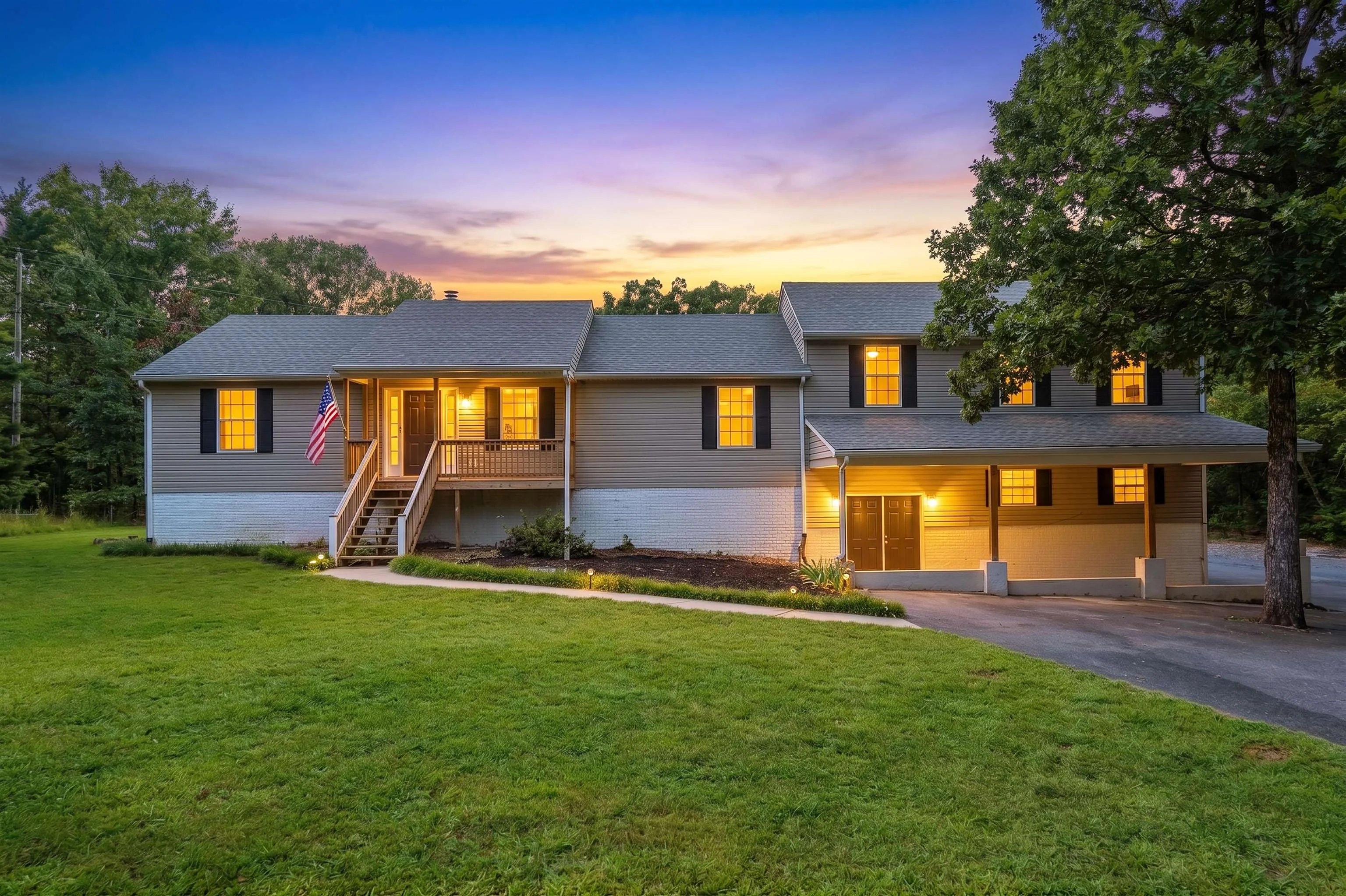 6 Clear Water Ct
