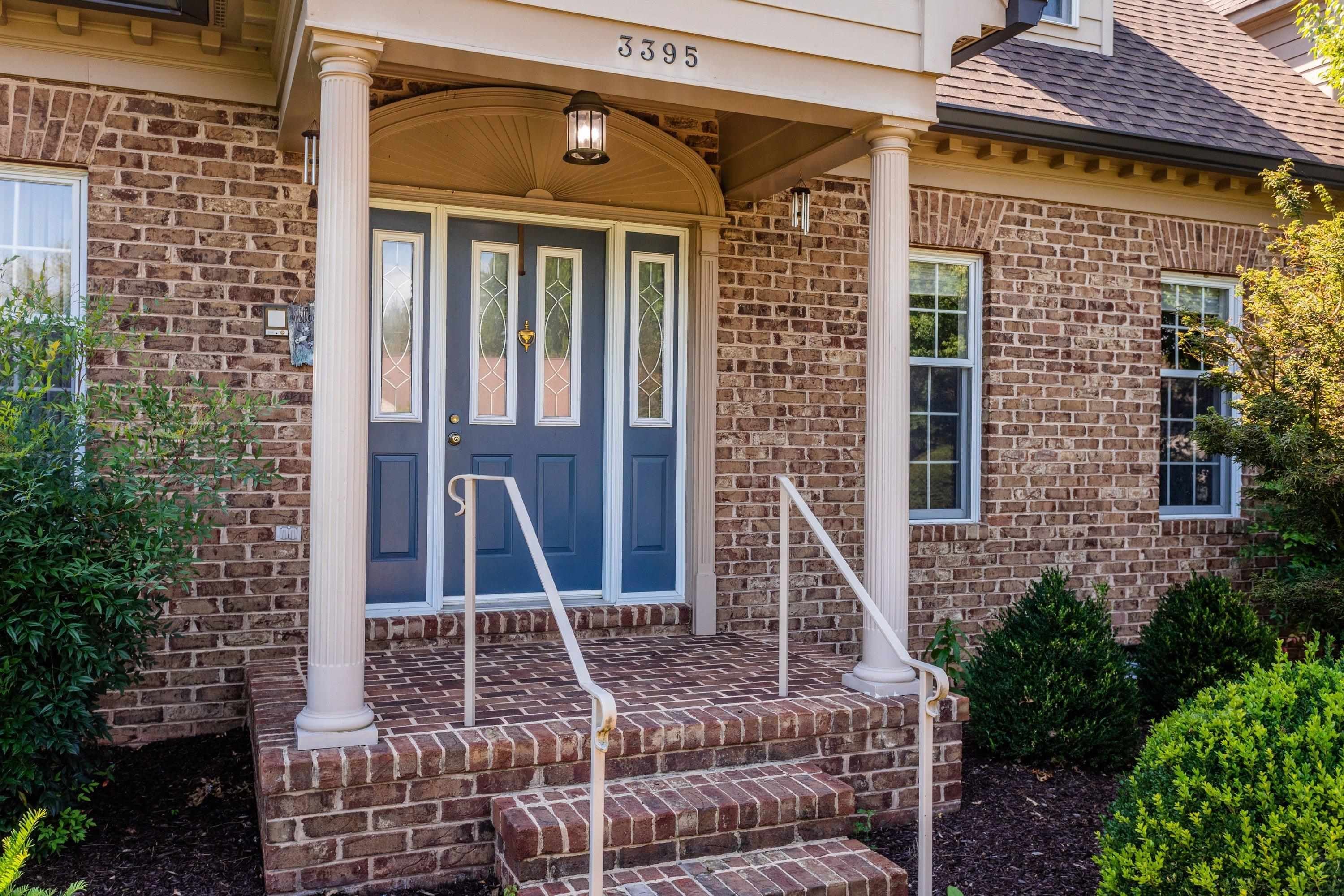 3395 MANNHEIM CT