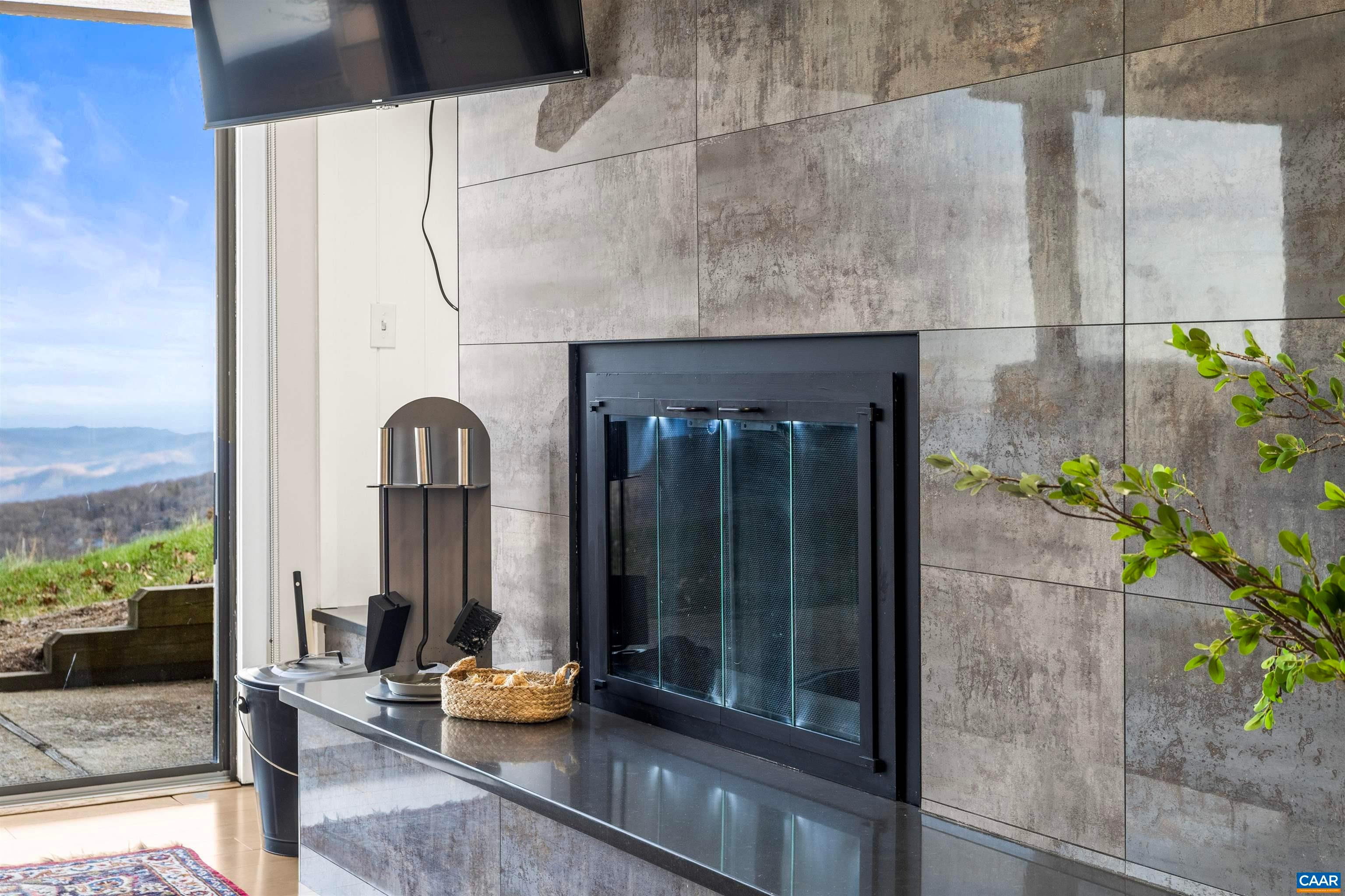 1509 CLIFFS CONDOS