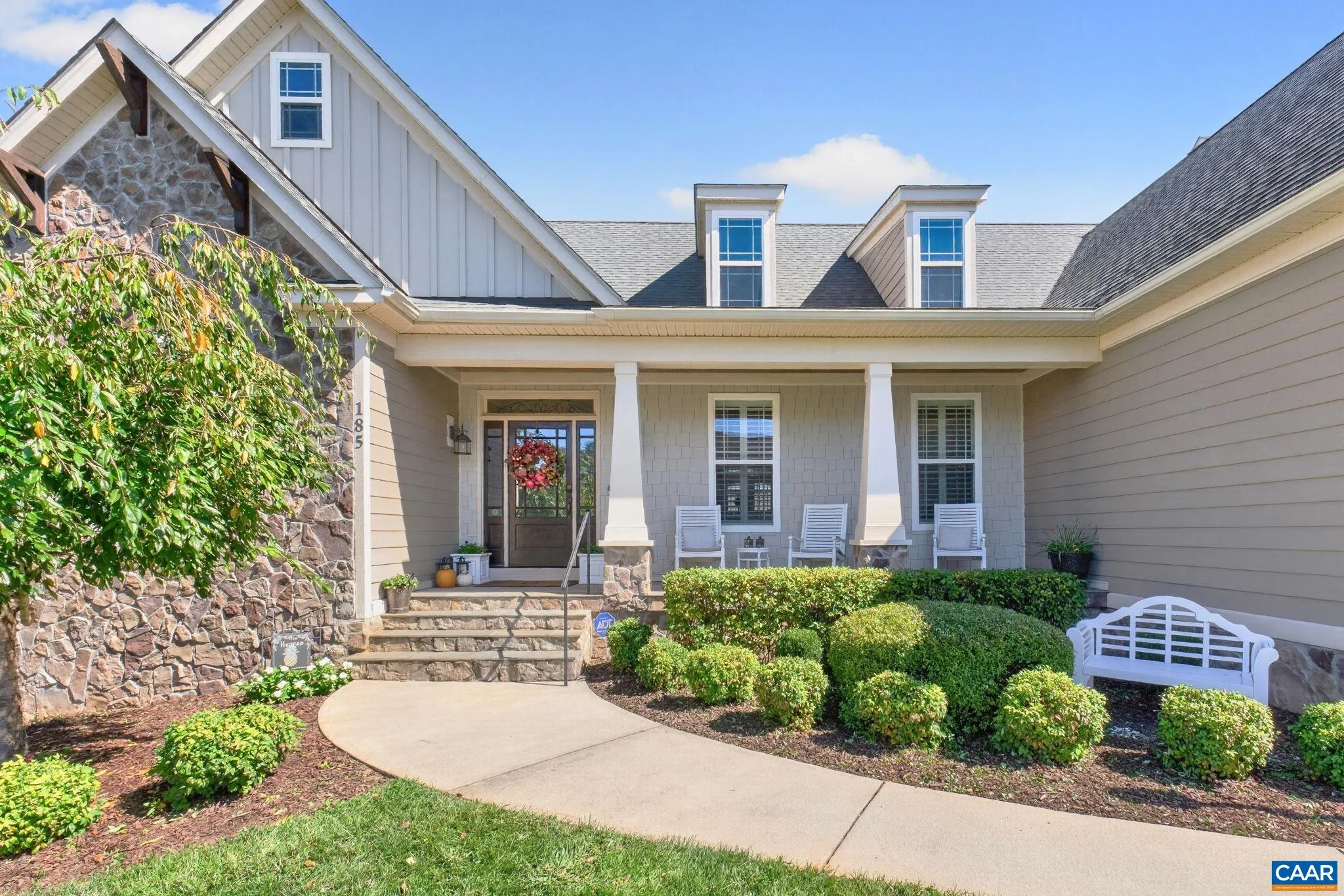 185 Highland Cir