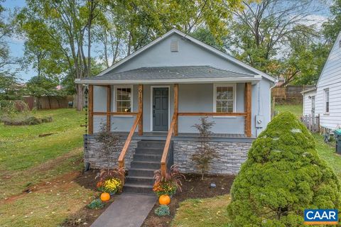 Photo of 911 Bolling Ave, Charlottesville, VA 22902 (MLS # 669922)