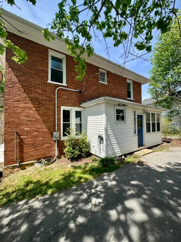 5642 SAM SNEAD HWY