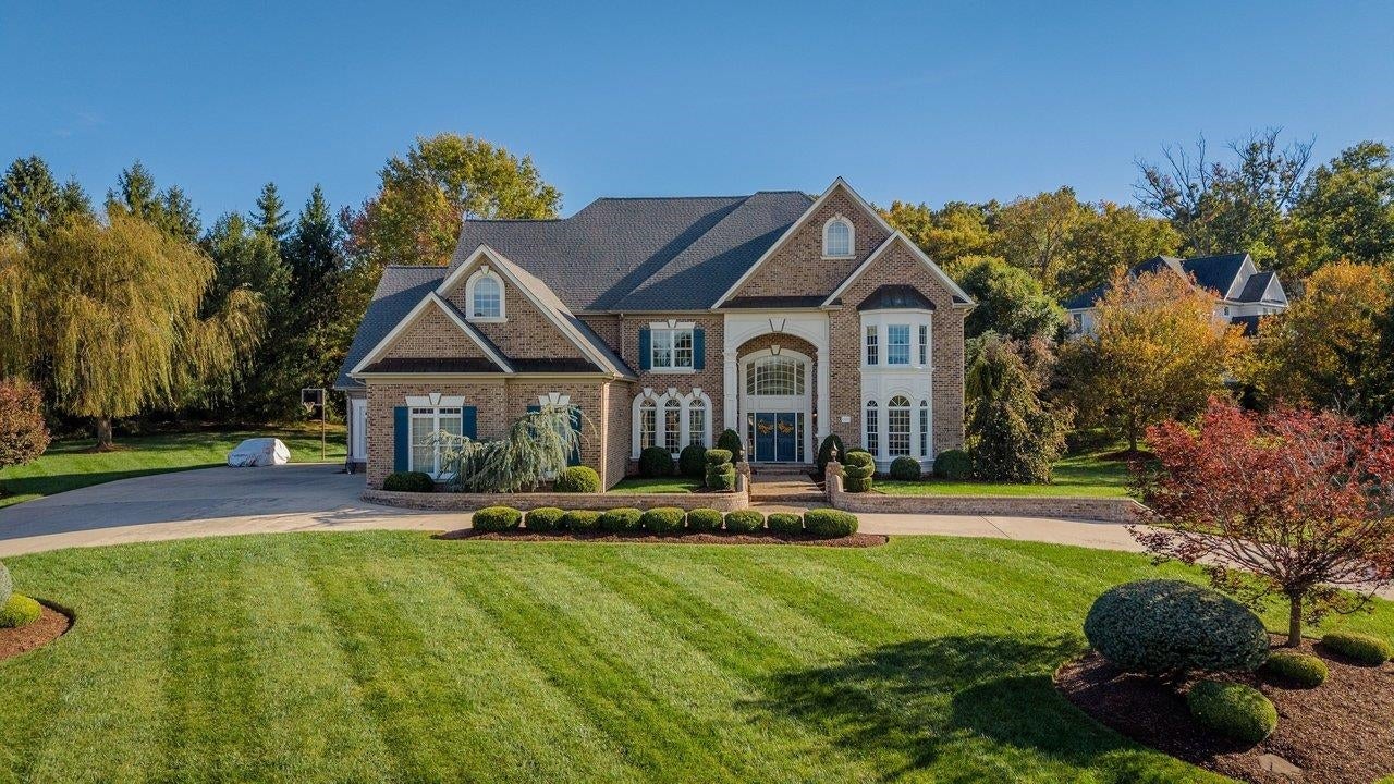 3409 LAKE POINTE DR