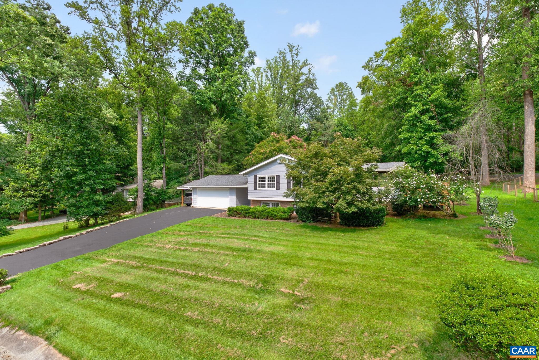 116 VINCENNES RD