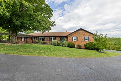 Photo for 308 STONEWALL RD