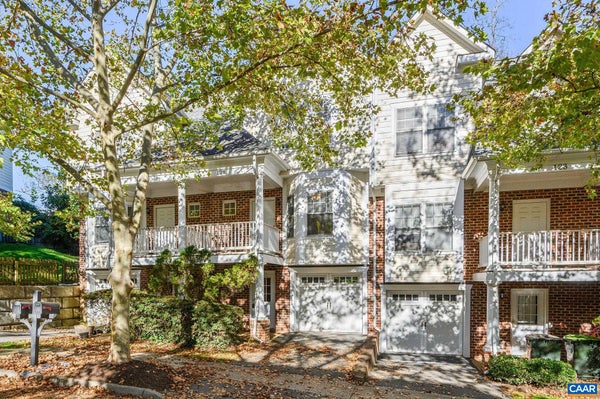 121 OLD FIFTH CIR, CHARLOTTESVILLE, VA 22903 - Image 88be5b059d4ebe8c12d2f3f7f6330476/1976180426