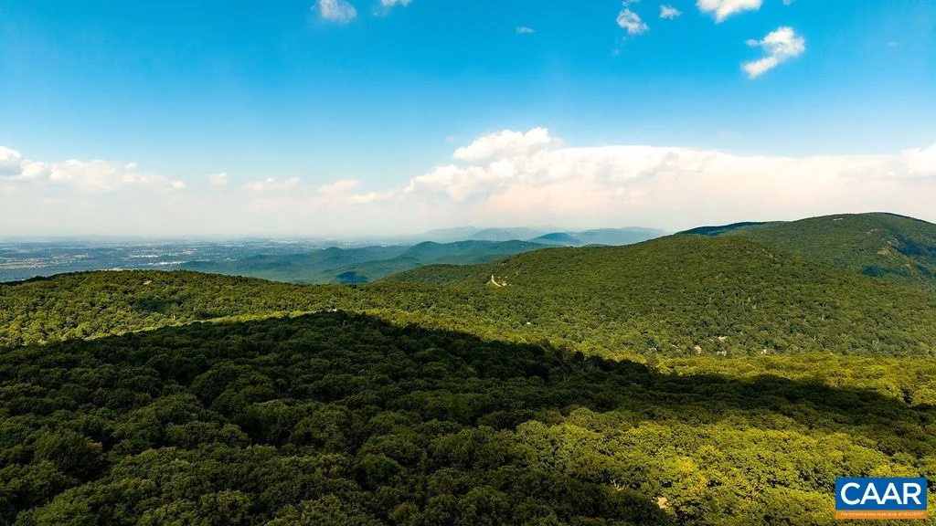 112 Fairway Oaks Ln, Wintergreen, VA, 22958