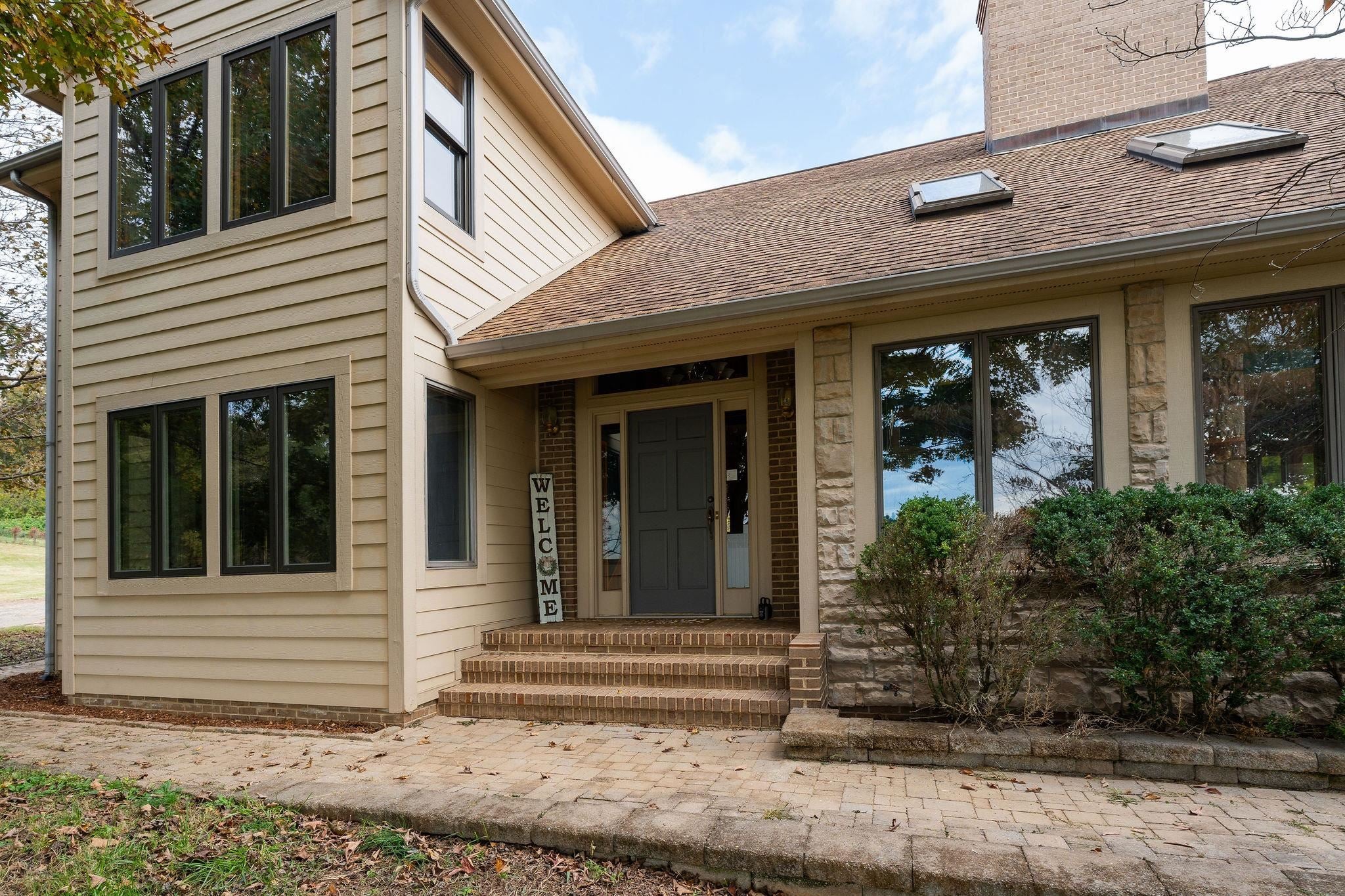 4645 PLEASANT VALLEY RD