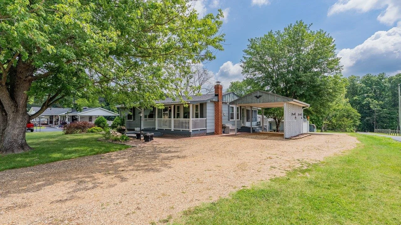 376 Bloomer Springs Rd