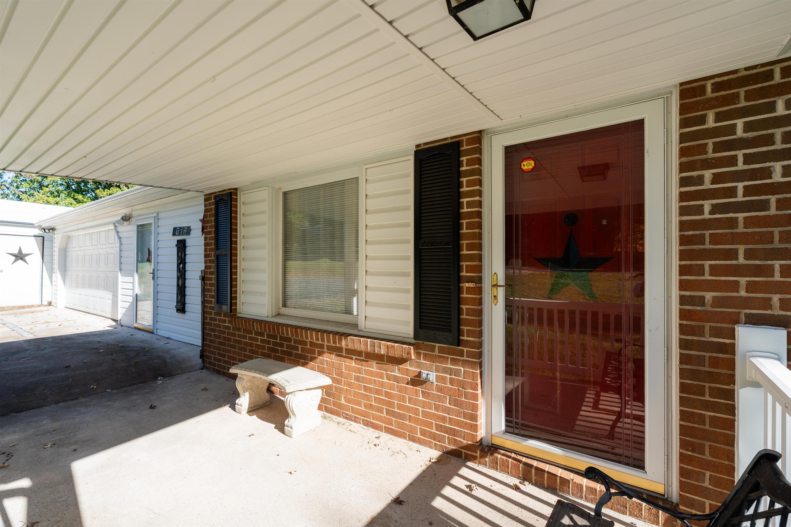 615 VINEGAR HILL RD