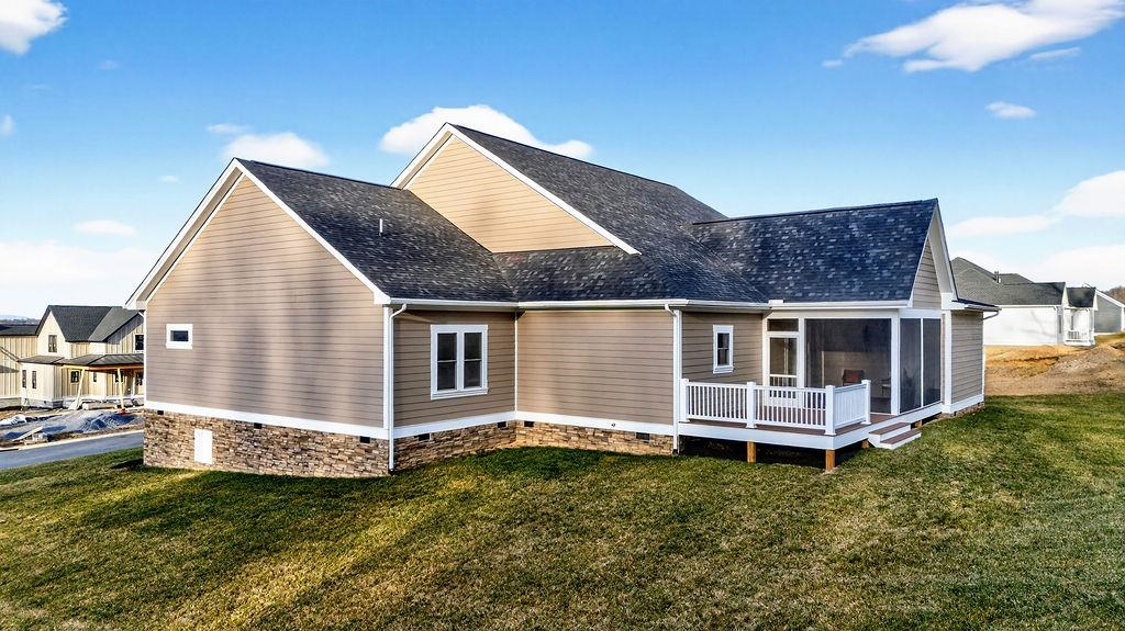 5 ROLLING OAKS DR