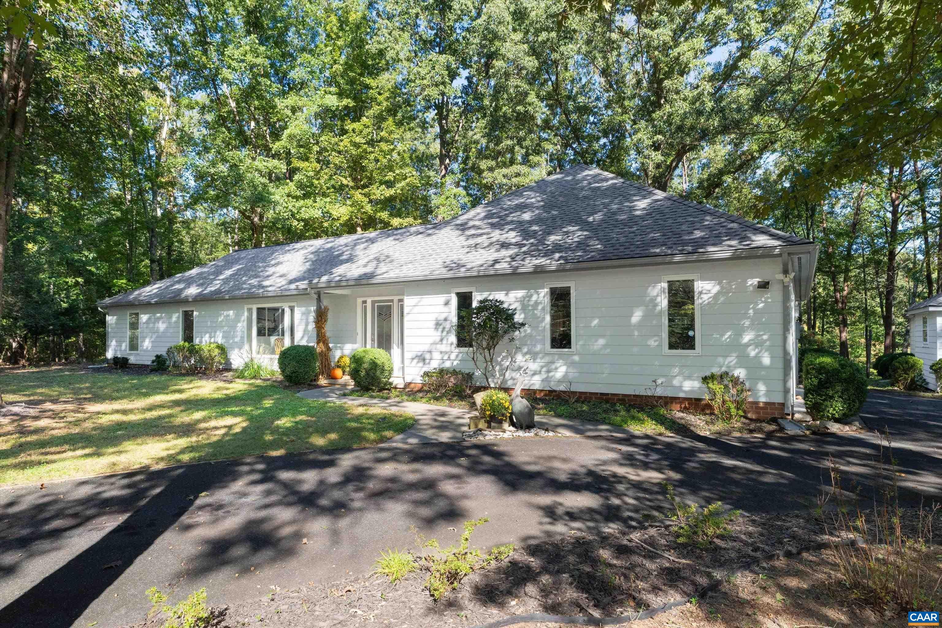 4150 CHESTER CT