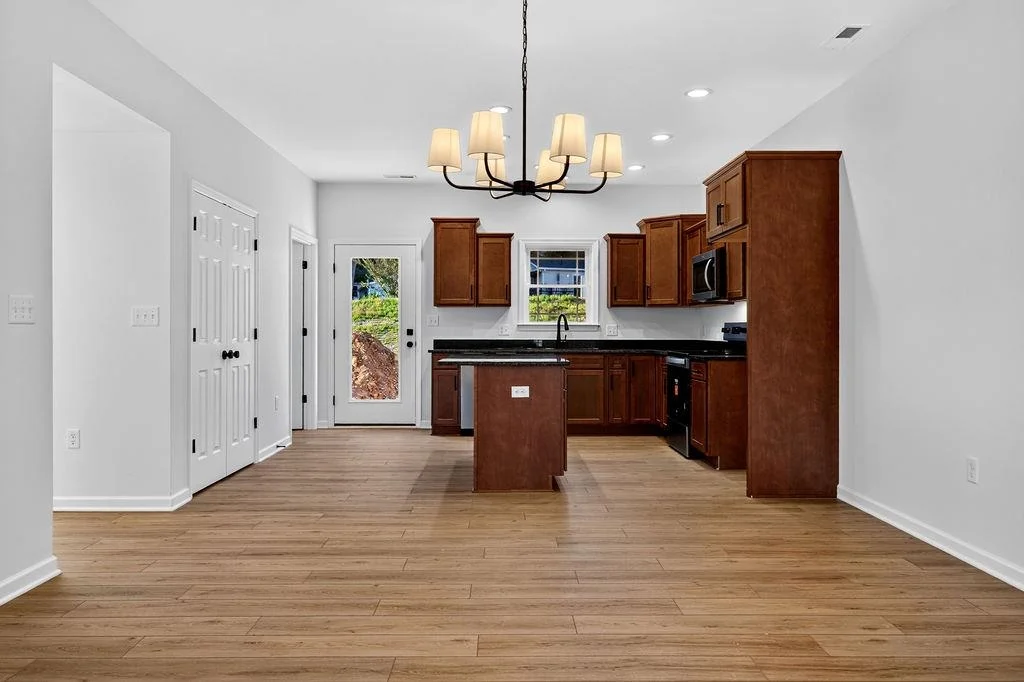 903 Fisher Cir