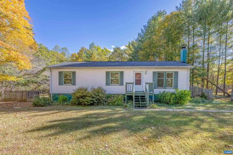 Photo of 1739 Lindsay Rd, Gordonsville, VA 22942 (MLS # 670378)