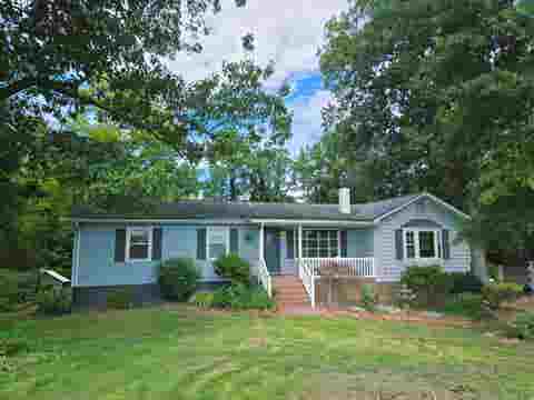 Photo for 604 OAK LEAF RD