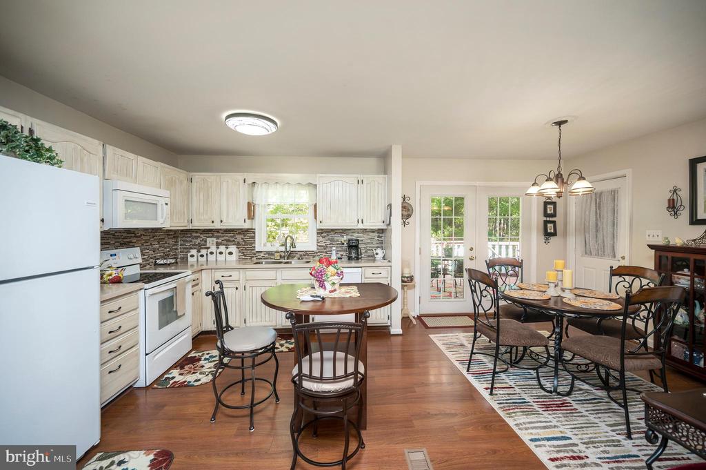 Fredericksburg, Virginia 22407, United States, 3 Bedrooms Bedrooms, ,2 BathroomsBathrooms,Residential,Active,226144